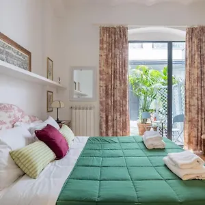 https://apt-bb24-monti-luxury.it-romehotels.com